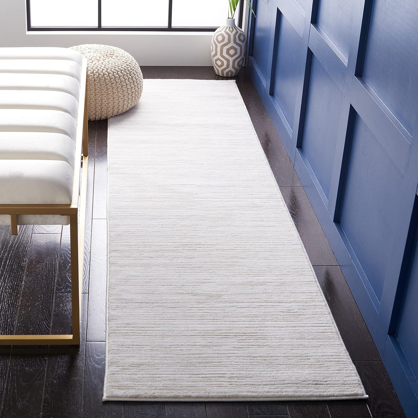 SAFAVIEH Vision Collection Runner Rug - Stain Resistant & Stylish