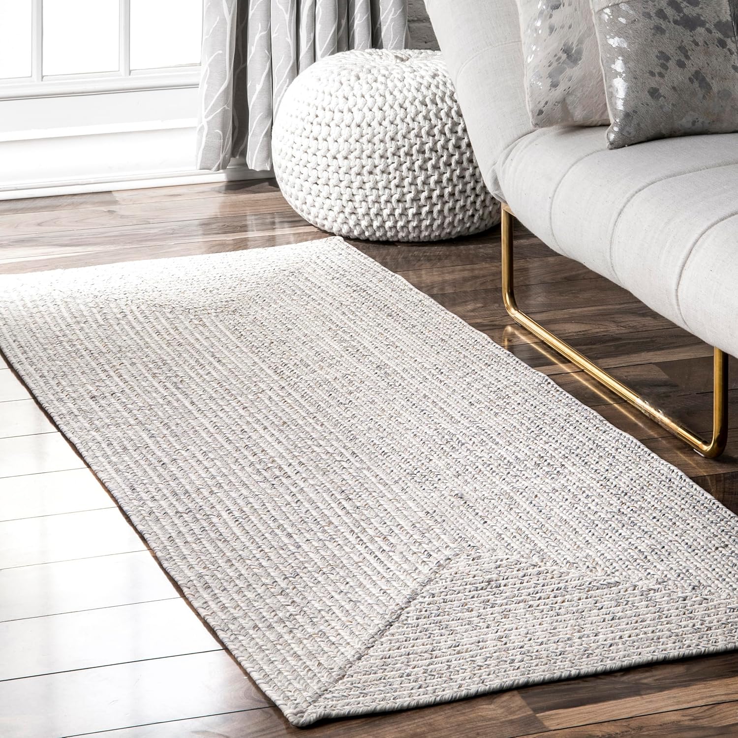 nuLOOM 2ft x 6ft Solid Hand Braided Indoor/Outdoor Area Rug