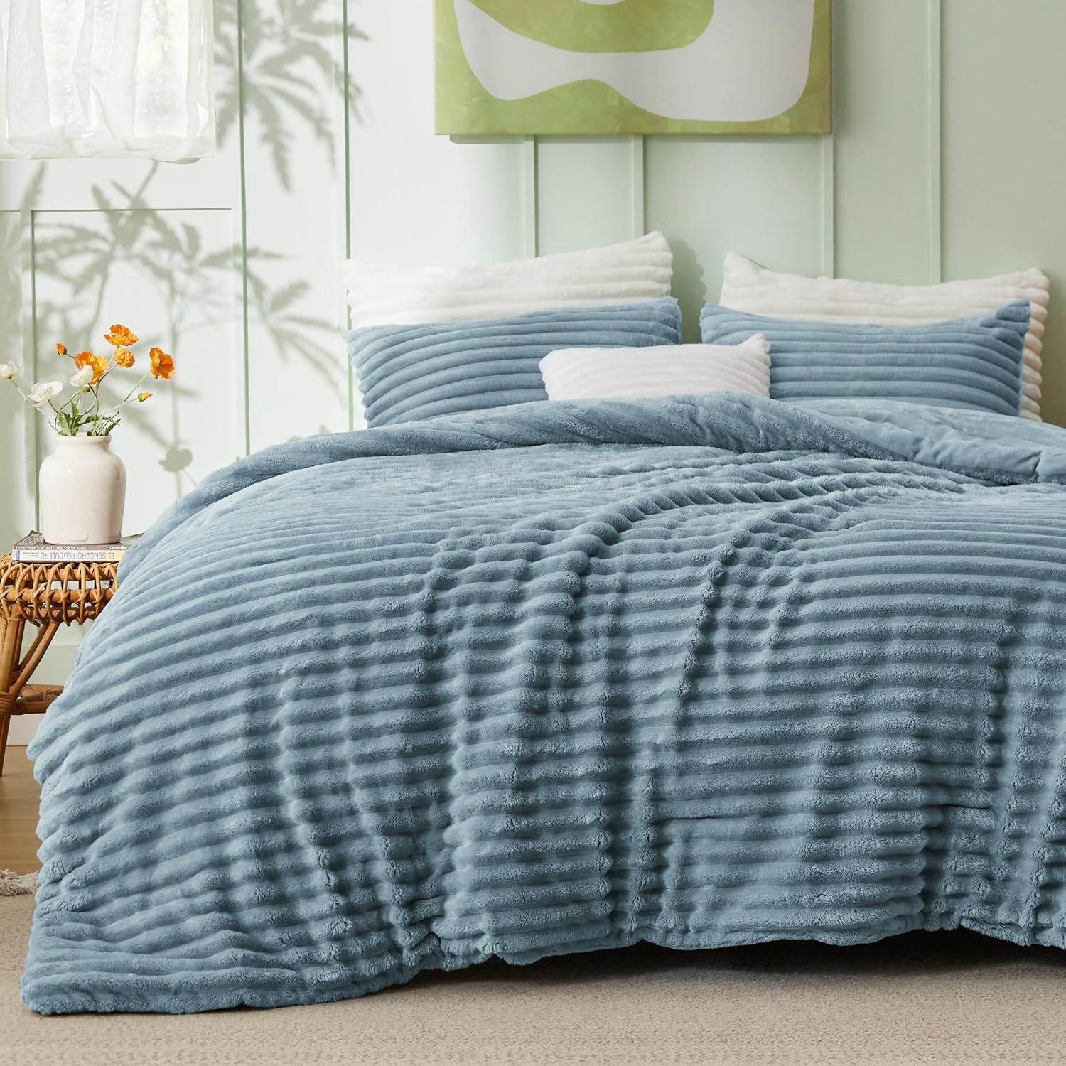 Bedsure Fluffy Comforter Set California King Size for Cozy Nights