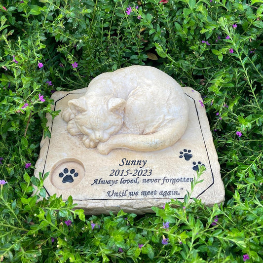 Personalized Cat Memorial Stones for Loving Pet Remembrance