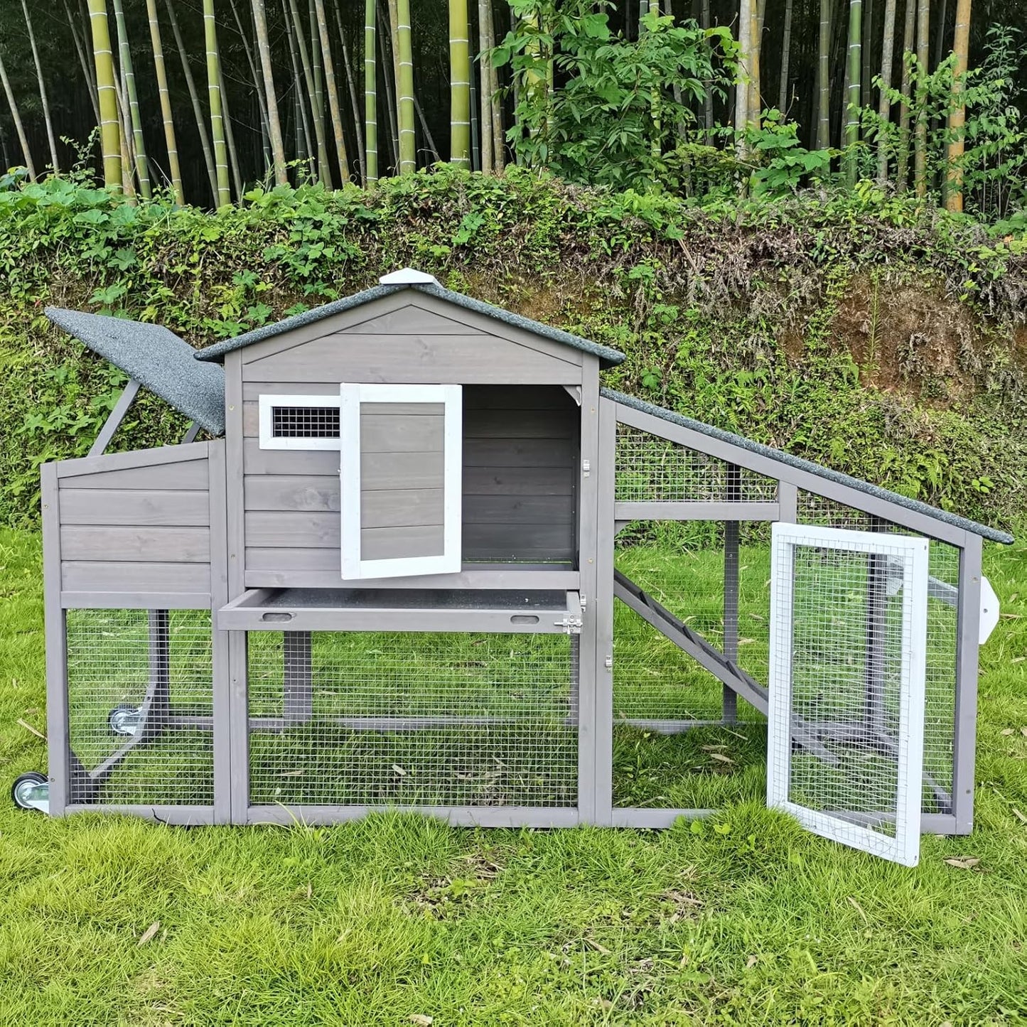 Two Story Mobile Chicken Coop with Nesting Box for Chickens