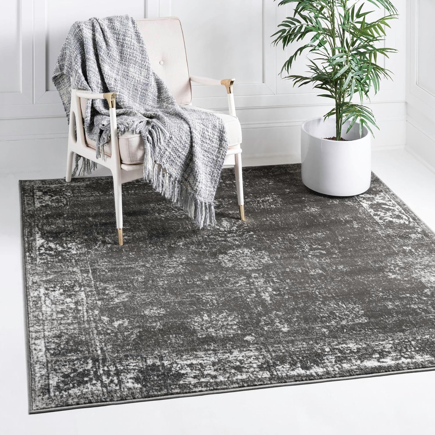 Unique Loom Sofia Collection Area Rug - Casino for Any Room