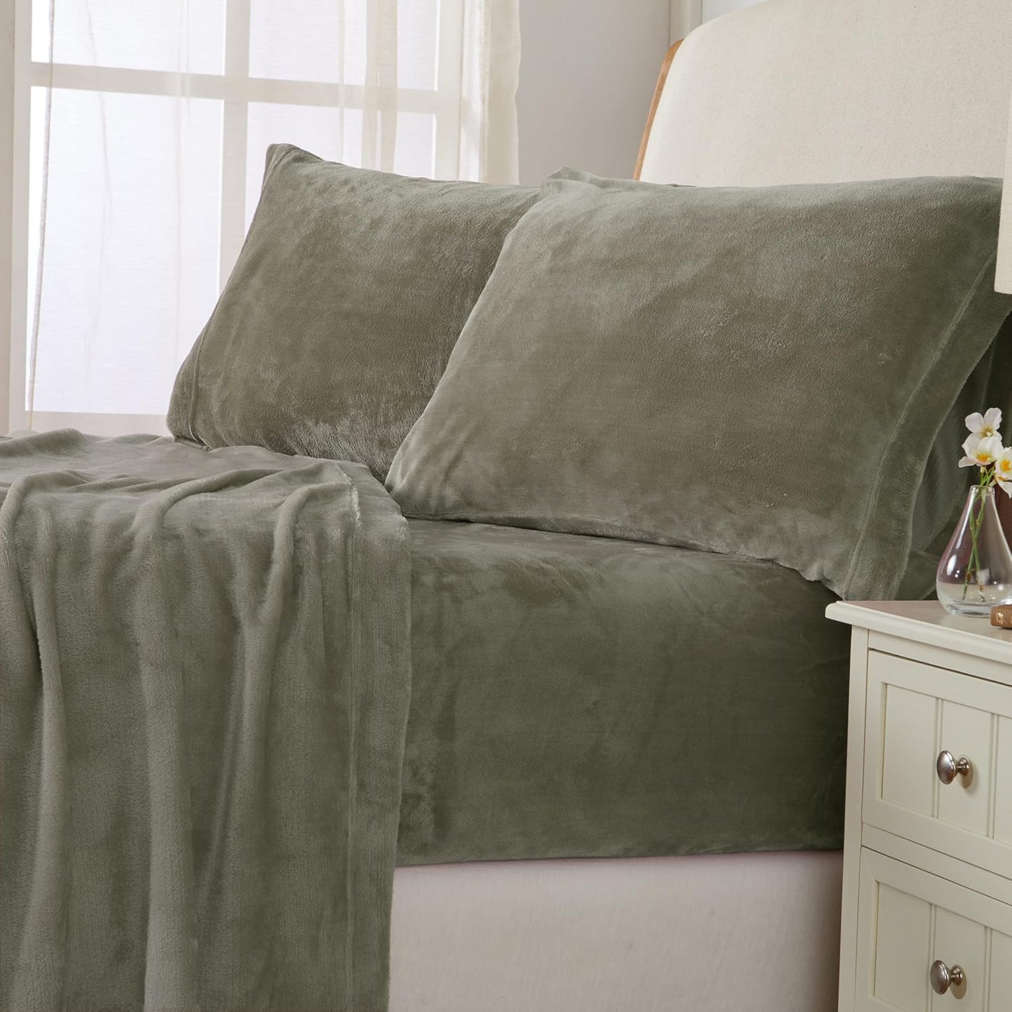 Ultra Soft Micro Fleece Sheets Set with Extra Deep Pockets