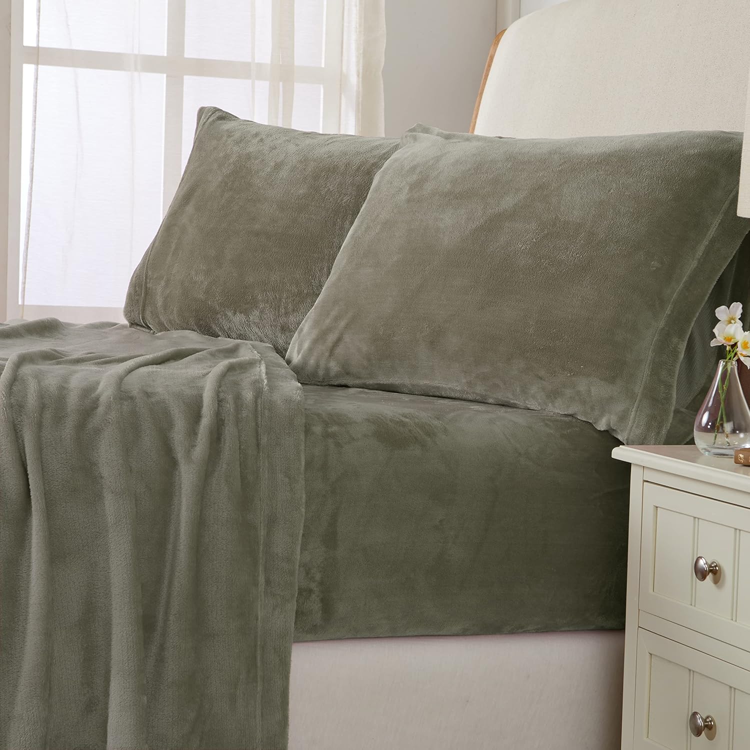 Ultra Soft Micro Fleece Sheets Set with Extra Deep Pockets