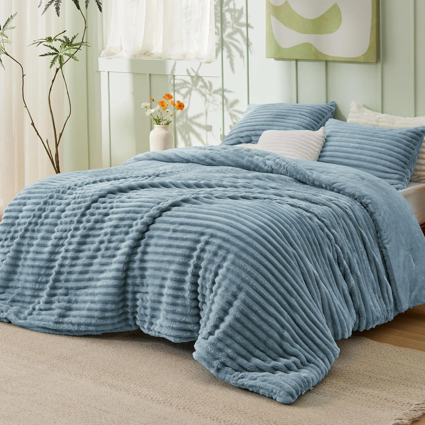 Bedsure Fluffy Comforter Set Queen - Super Soft Faux Fur Bedding