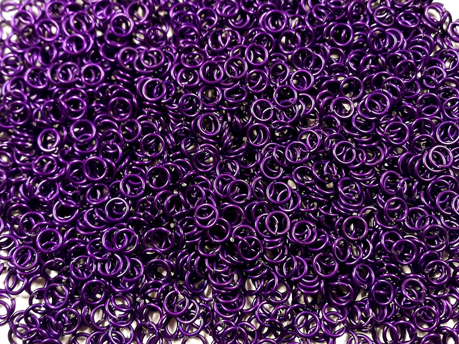 Chainmail Jump Rings 1/2 Pound Violet Anodized Aluminum 16G