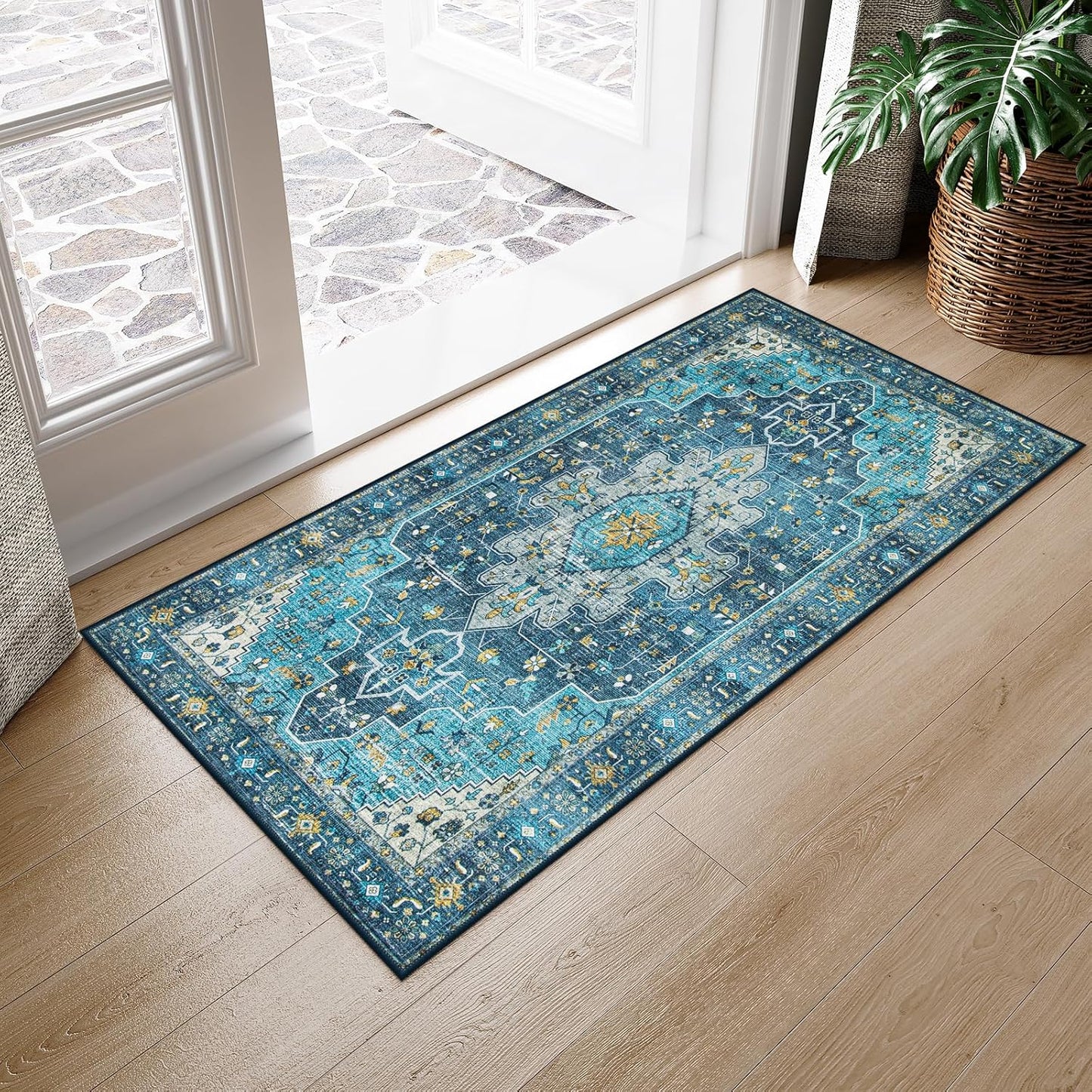 Moynesa 2x4 Teal Vintage Floral Medallion Runner Rug Review