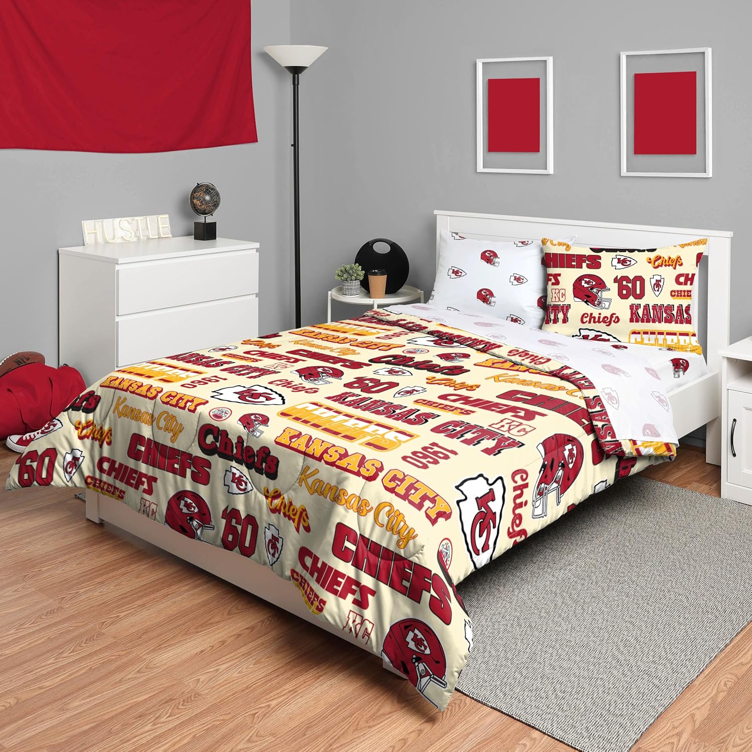 NFL Team Logo Bed in a Bag Comforter Set for Ultimate Fans