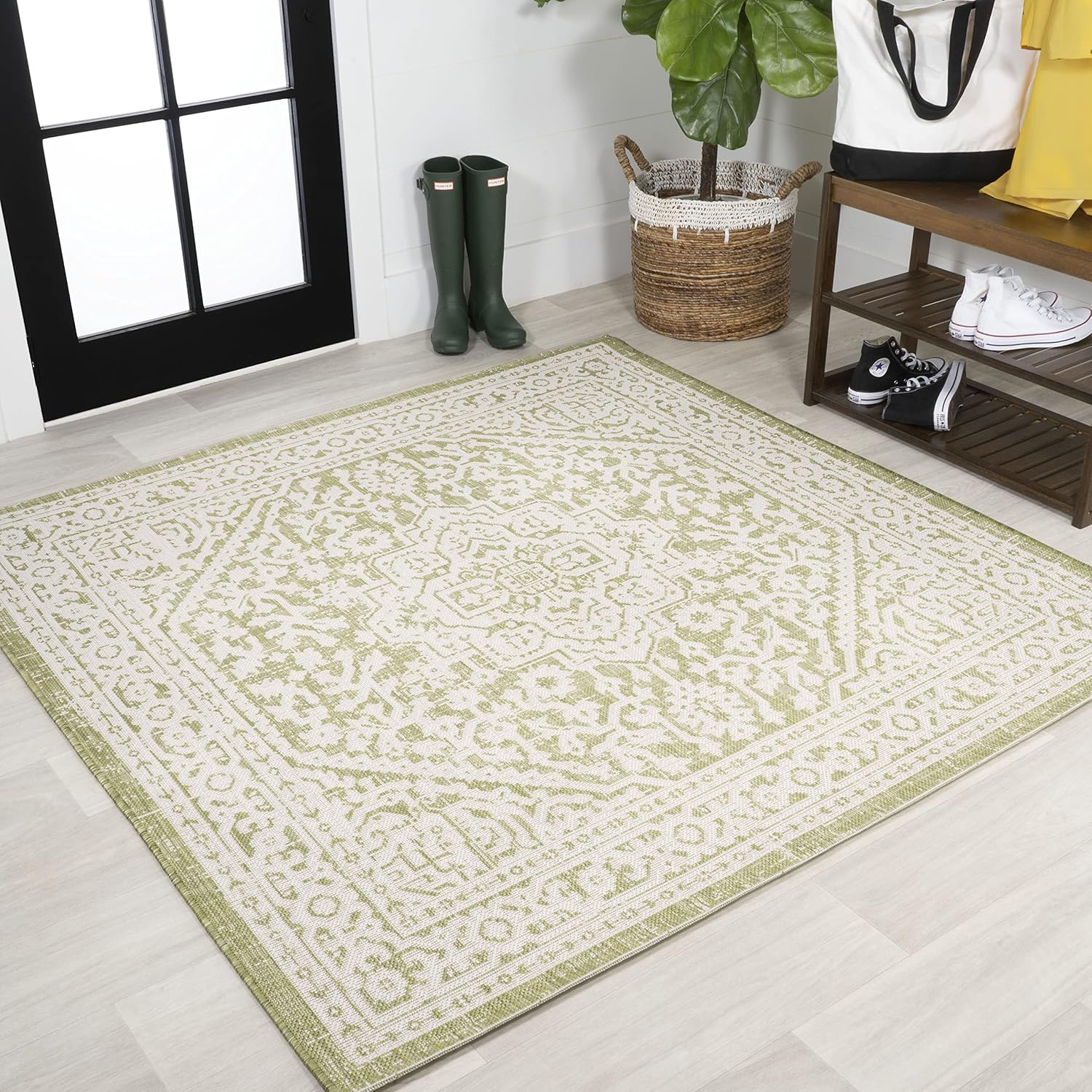 JONATHAN Y Medallion Weave Indoor Outdoor Square Area Rug 5X5