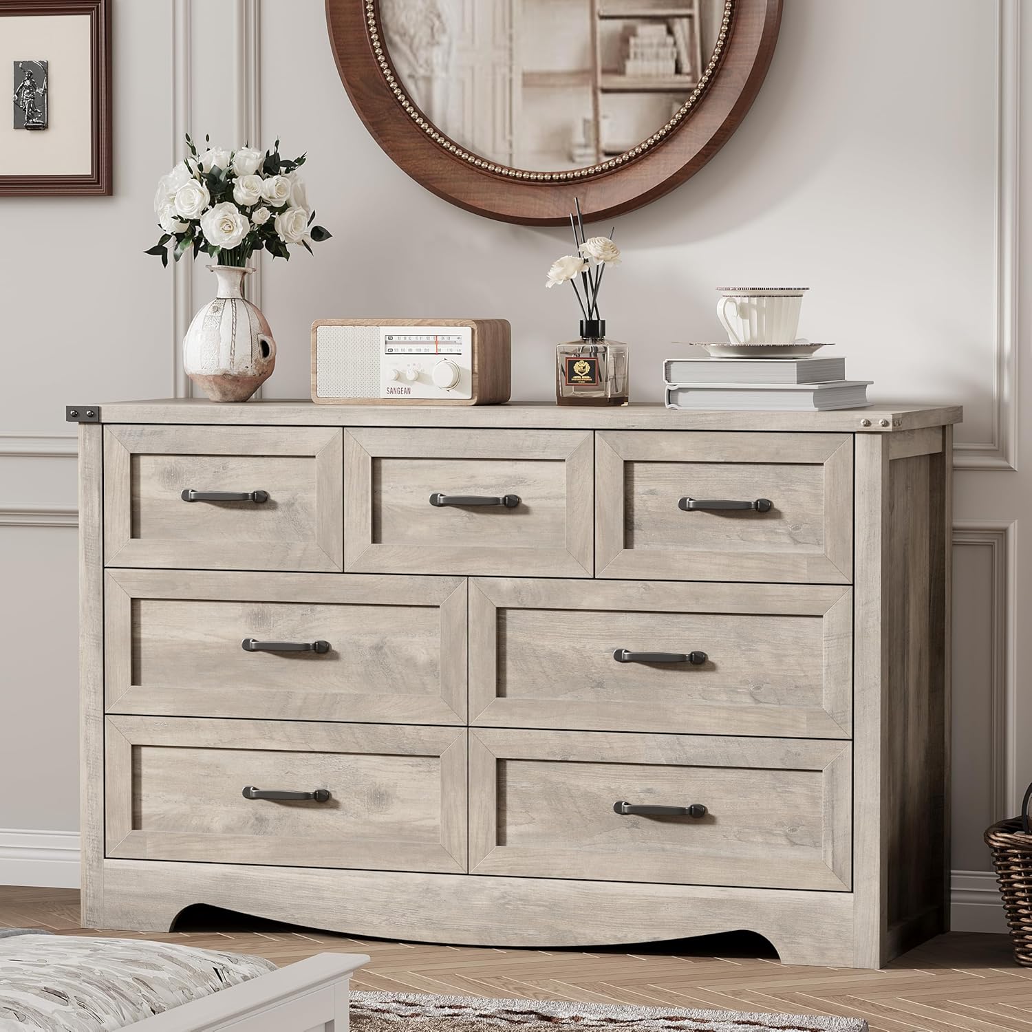 Modern 7-Drawer Wooden Dresser - Stylish Storage Solution