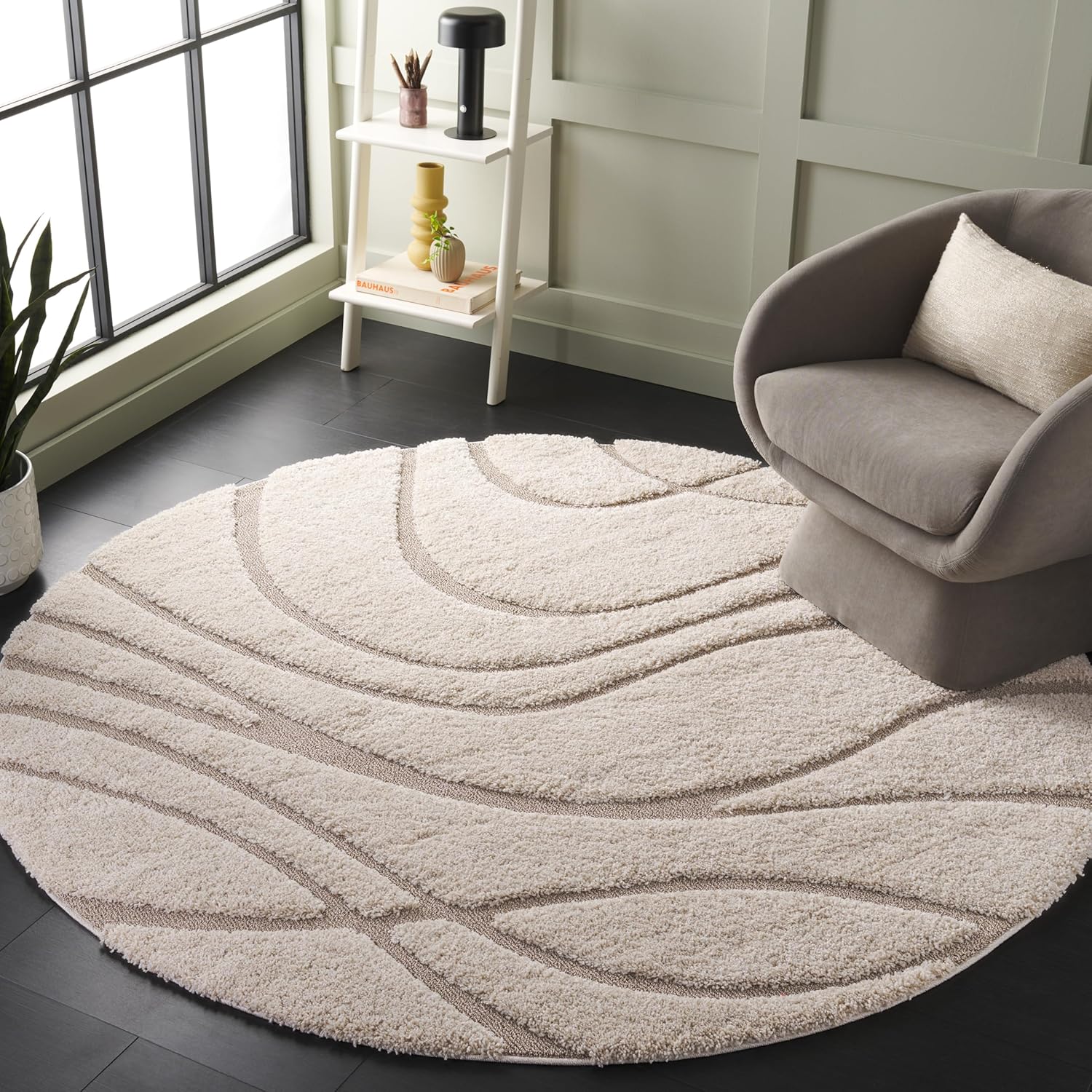 SAFAVIEH Florida Shag Collection 8ft Round Cream/Beige Area Rug