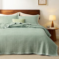 Bedsure Green Quilts Queen Size Quilt Set - Soft Lightweight Coverlet