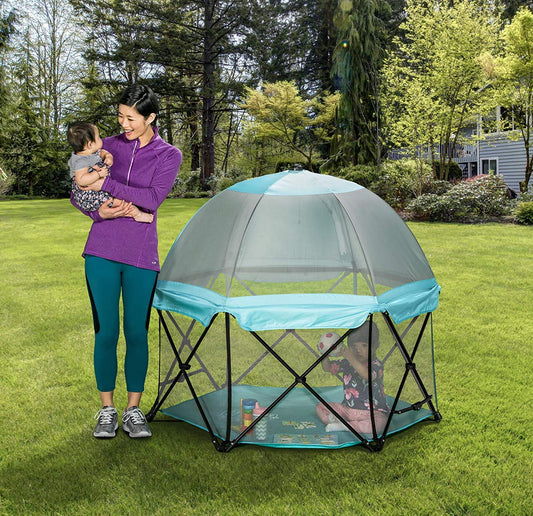 Regalo My Play Deluxe Portable Play Yard for Indoor and Outdoor