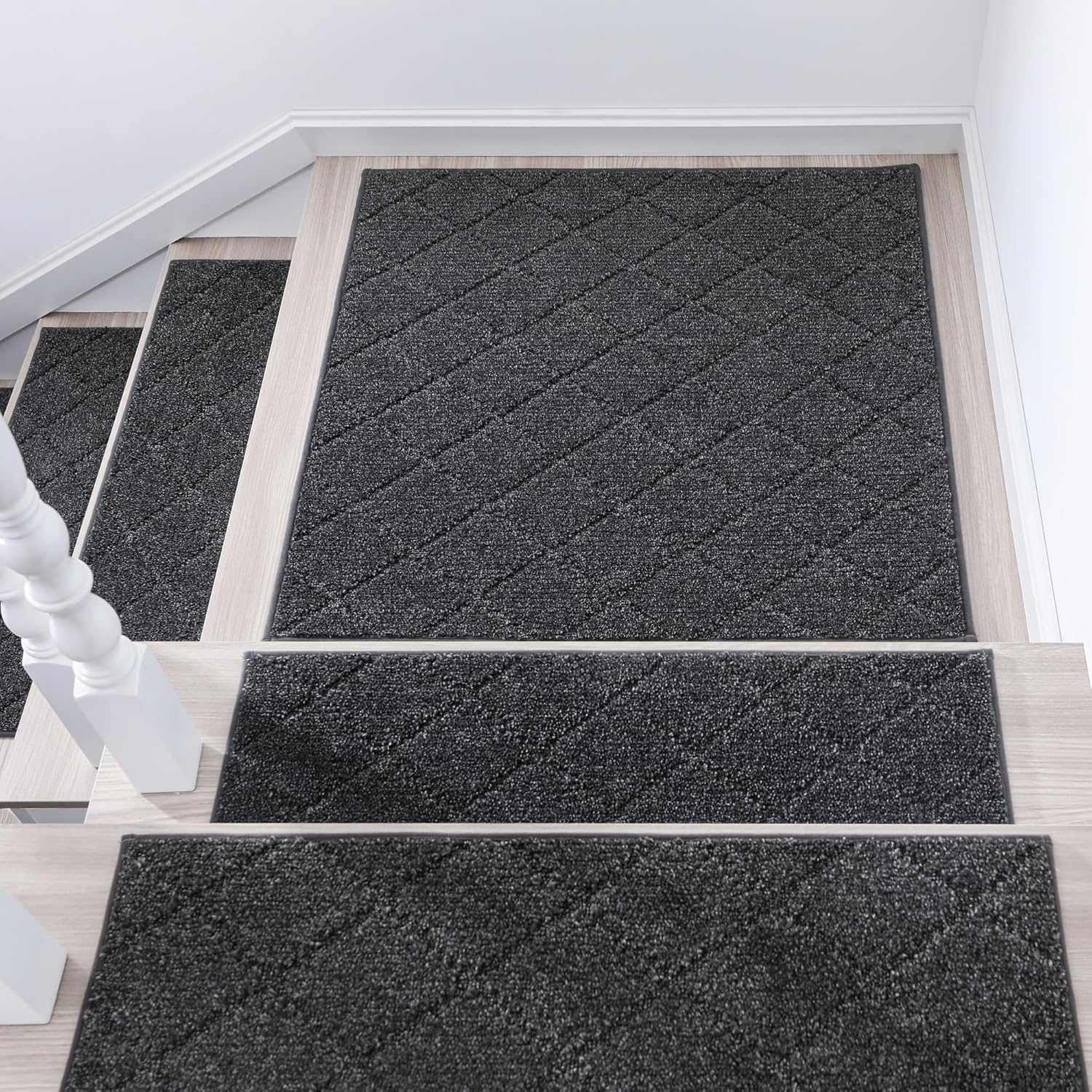 Non-Slip Corner Indoor Stair Runners for Wooden Steps