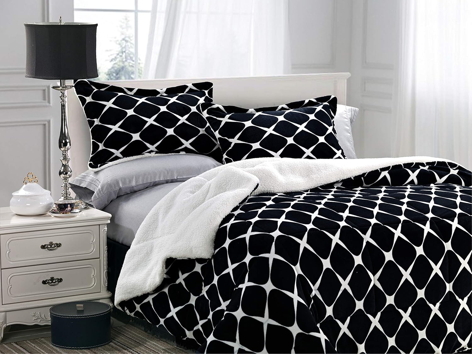 Elegant Comfort Heavy Weight Bloomingdale Pattern King Comforter Set