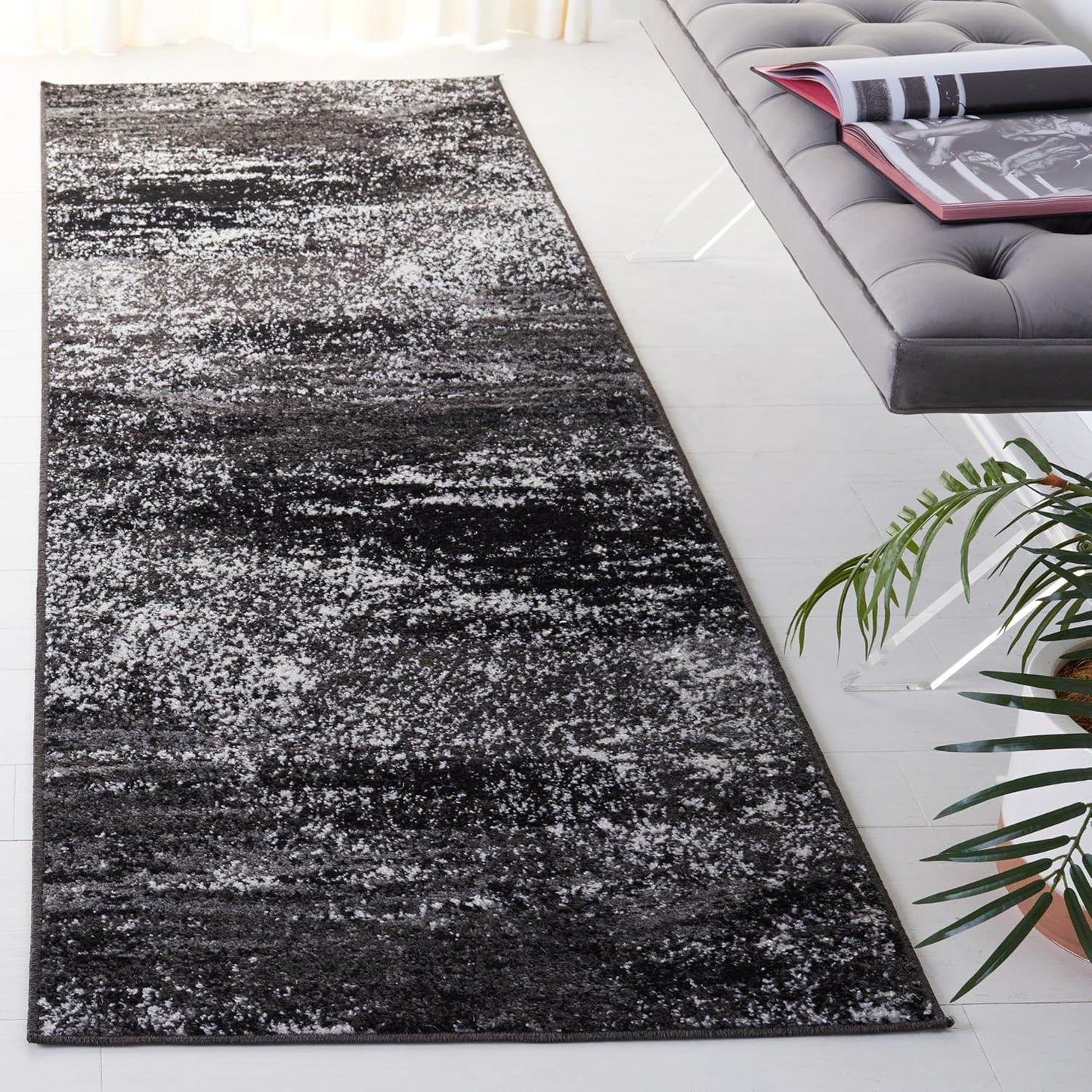 SAFAVIEH Adirondack Collection Runner Rug - Modern Abstract Design