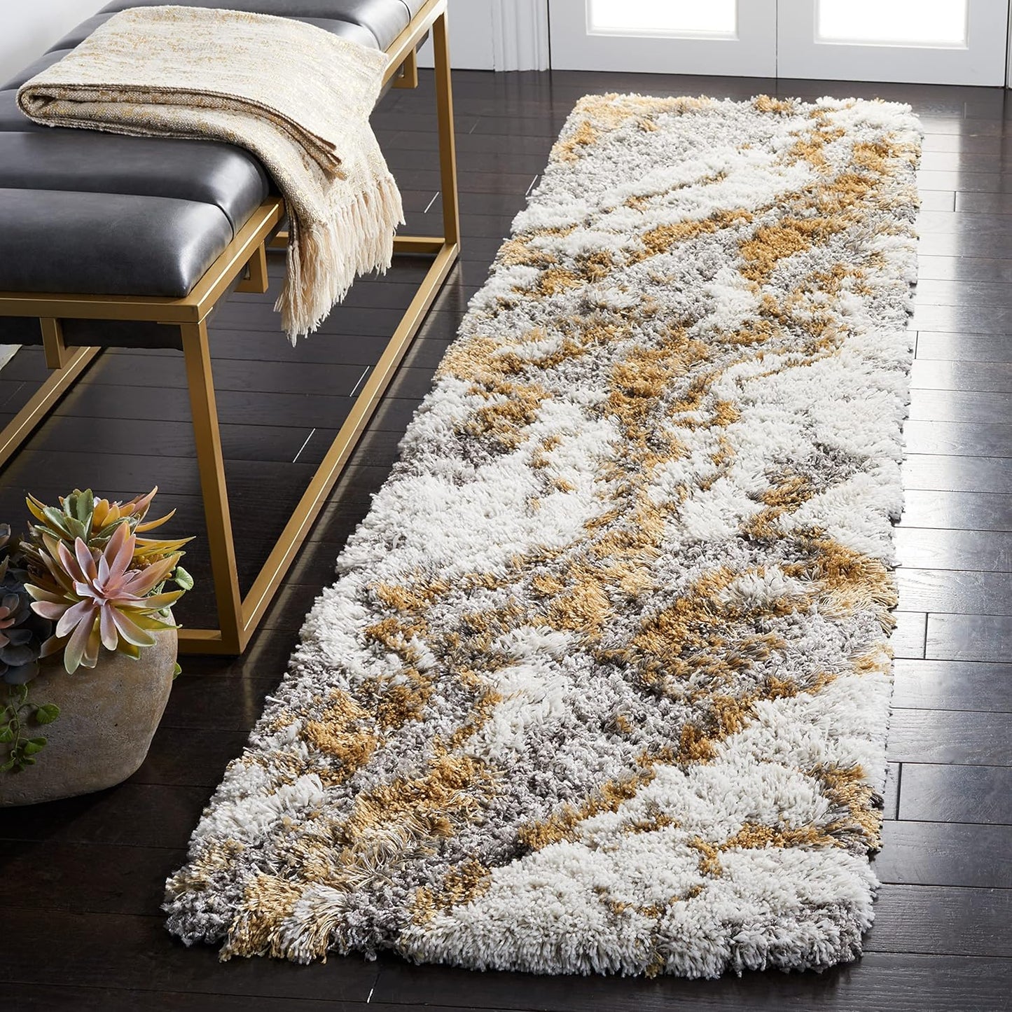 SAFAVIEH Horizon Shag Runner Rug - Modern Abstract Design