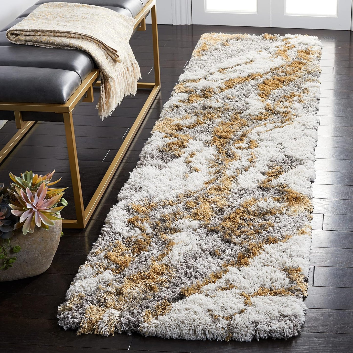SAFAVIEH Horizon Shag Runner Rug - Modern Abstract Design