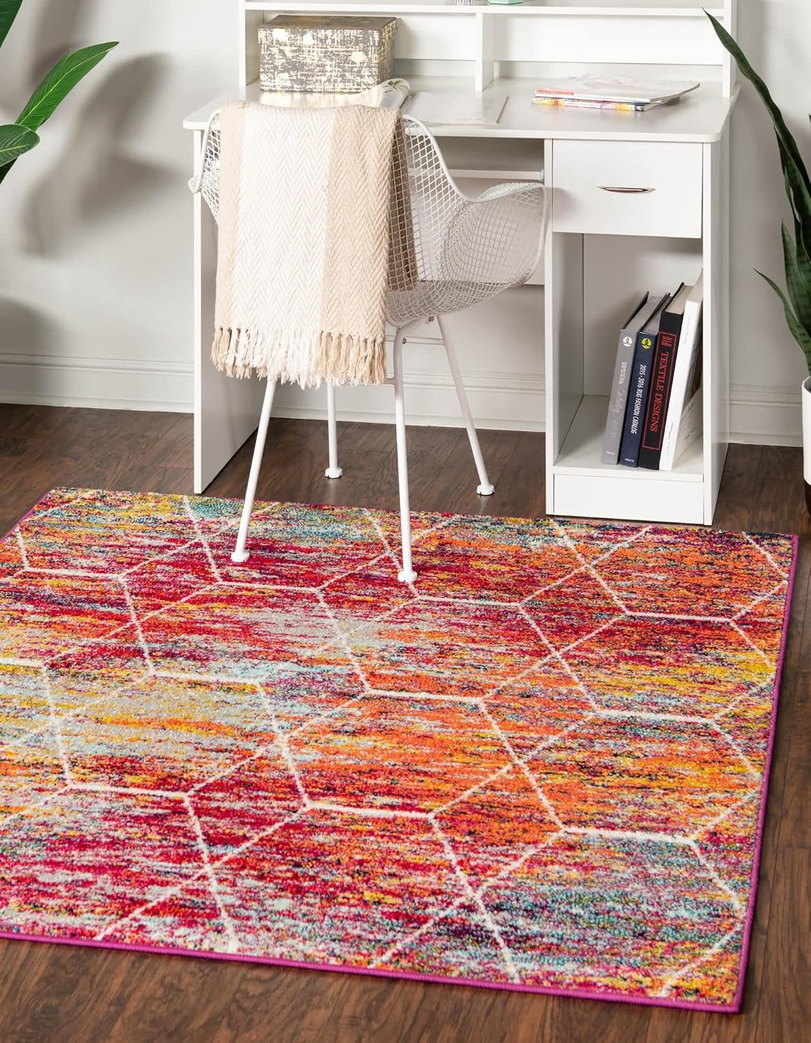 Unique Loom Trellis Frieze Collection Area Rug - Geometric Design