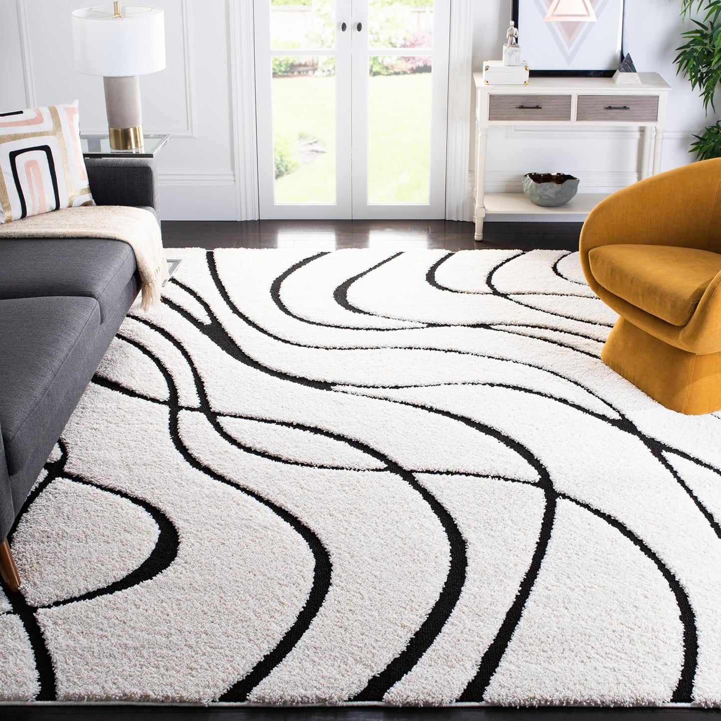 SAFAVIEH Florida Shag Collection Area Rug - Cozy & Stylish