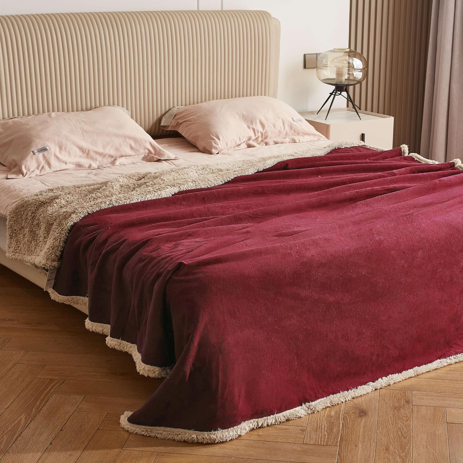 Kritter Planet Waterproof Pet Blanket for Bed and Couch Cover
