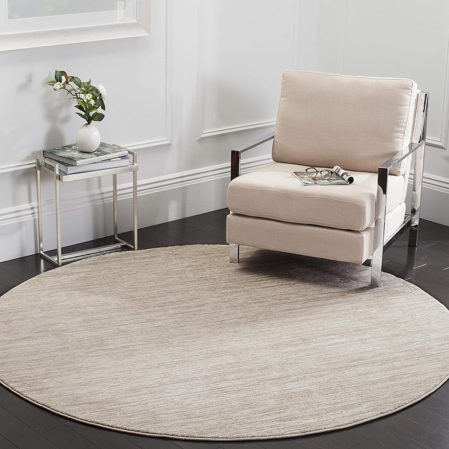 SAFAVIEH Vision Collection Area Rug - Modern Ombre Chic Design