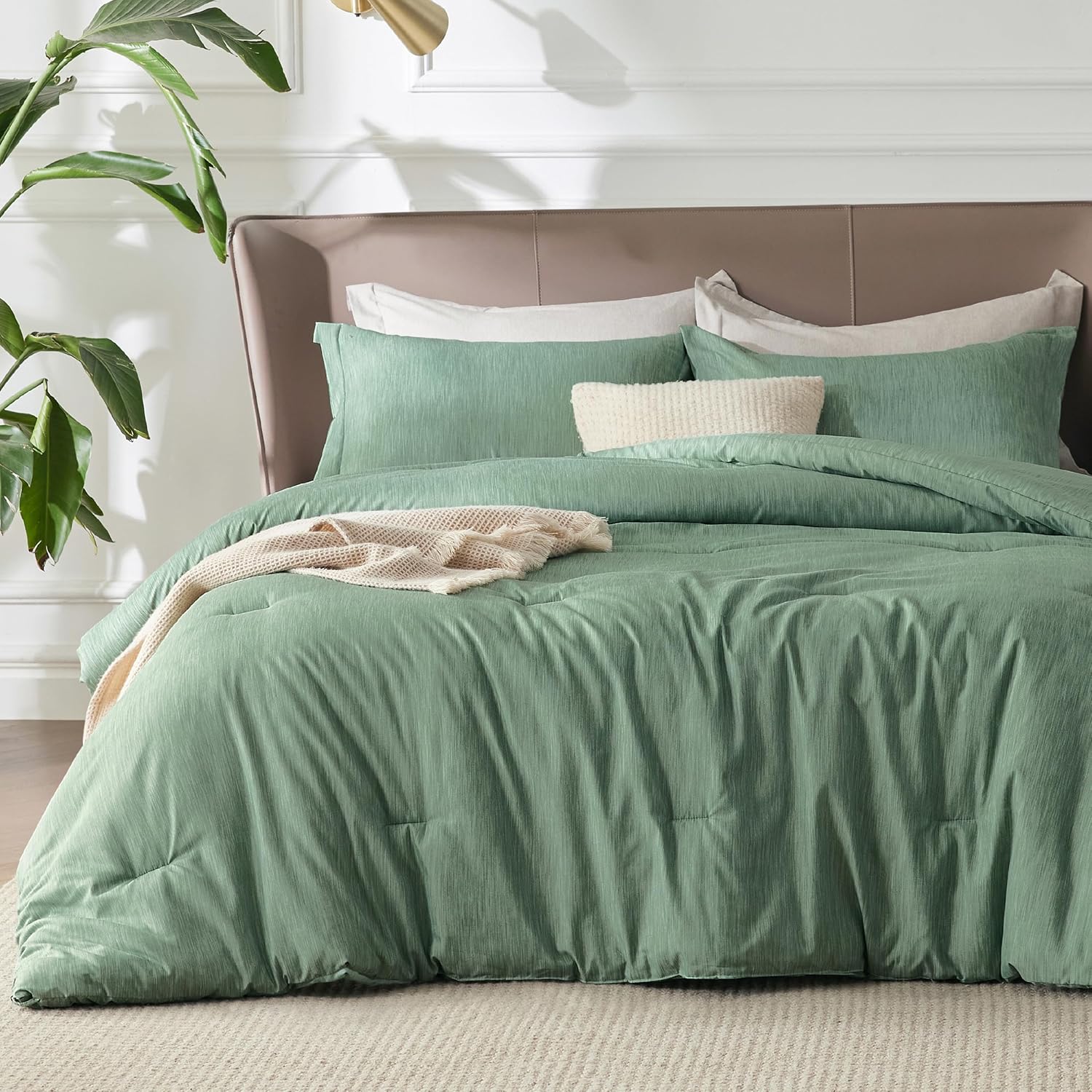 Bedsure Full Comforter Set - Green Soft Bedding for All Seasons