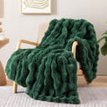 Smoofy Faux Fur Throw Blanket Dark Green - Cozy Plush Throw