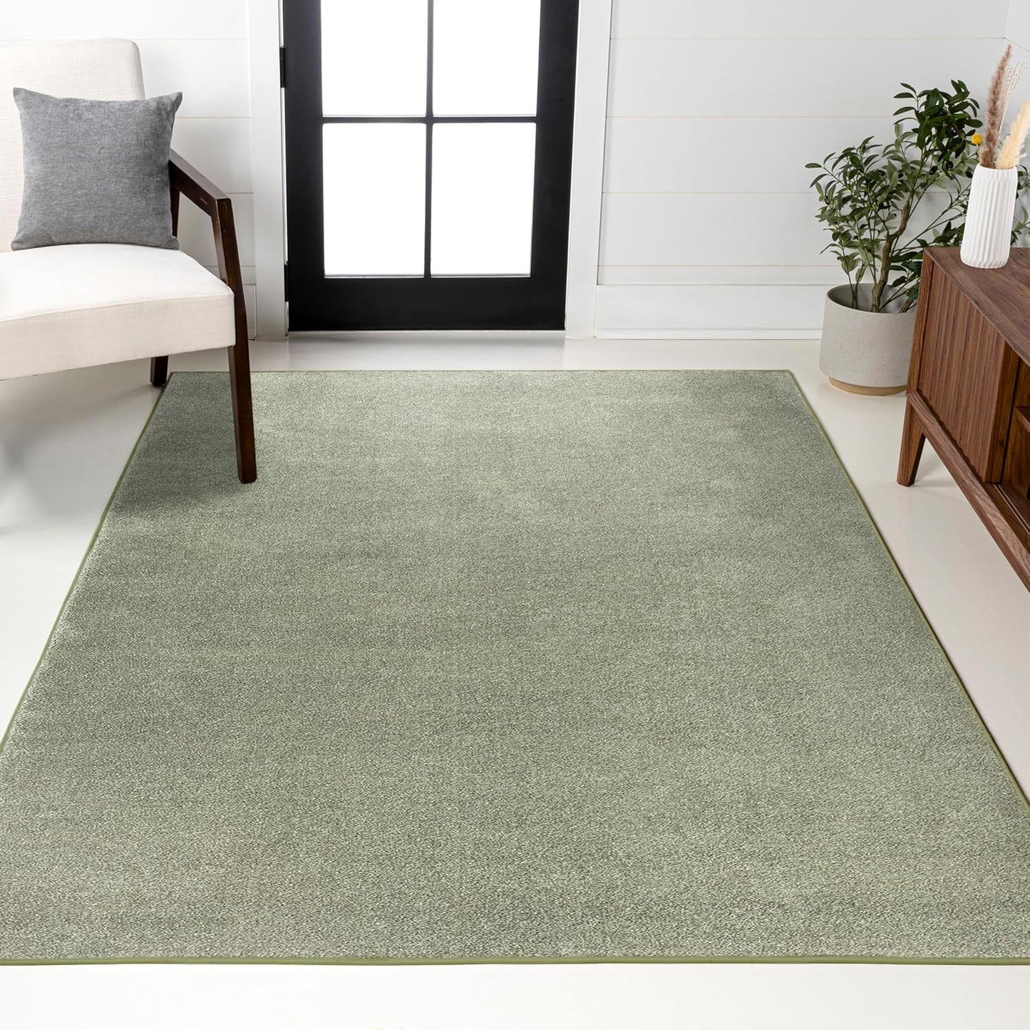 JONATHAN Y Haze Solid Low-Pile Green Area Rug for Home Decor