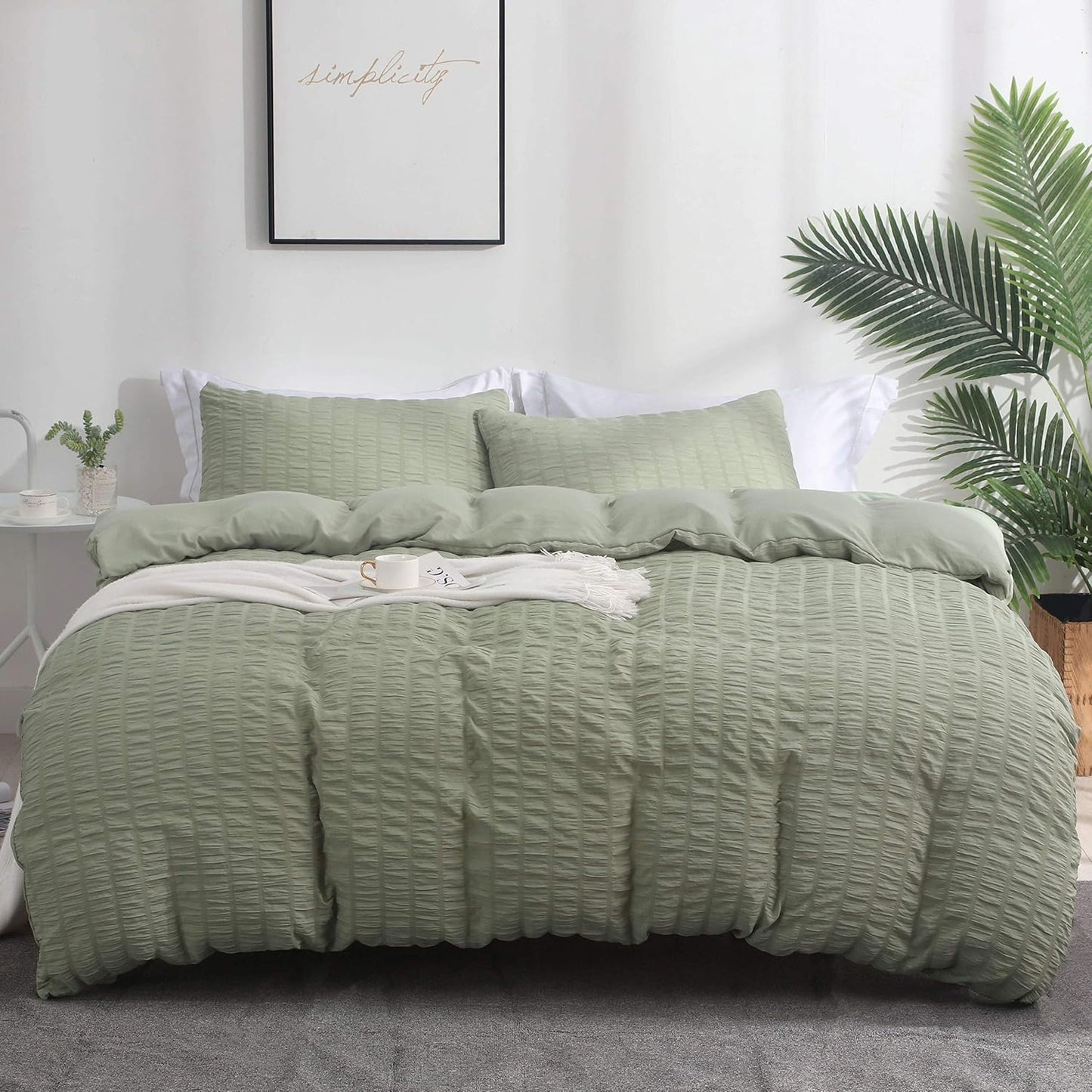 AveLom Green Duvet Cover Queen Set with Seersucker Design