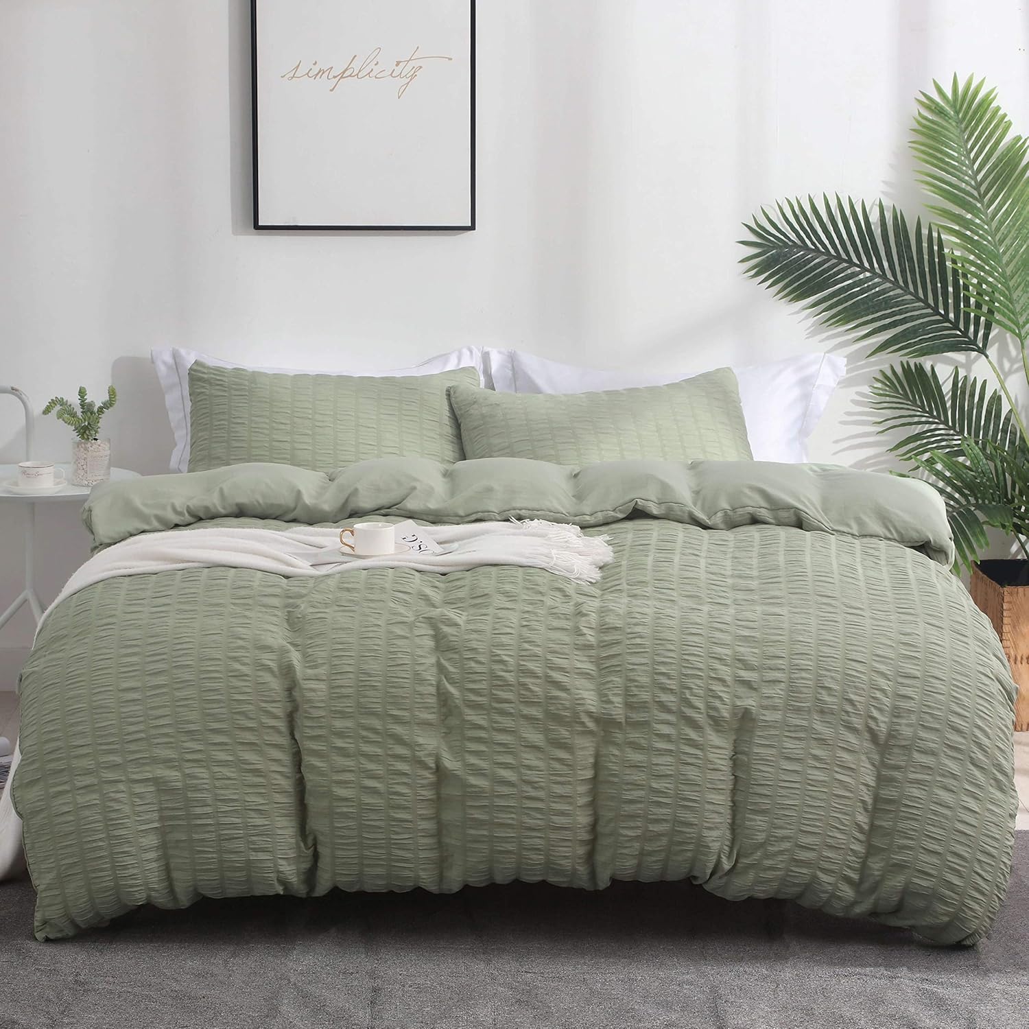 AveLom Green Duvet Cover Queen Set with Seersucker Design
