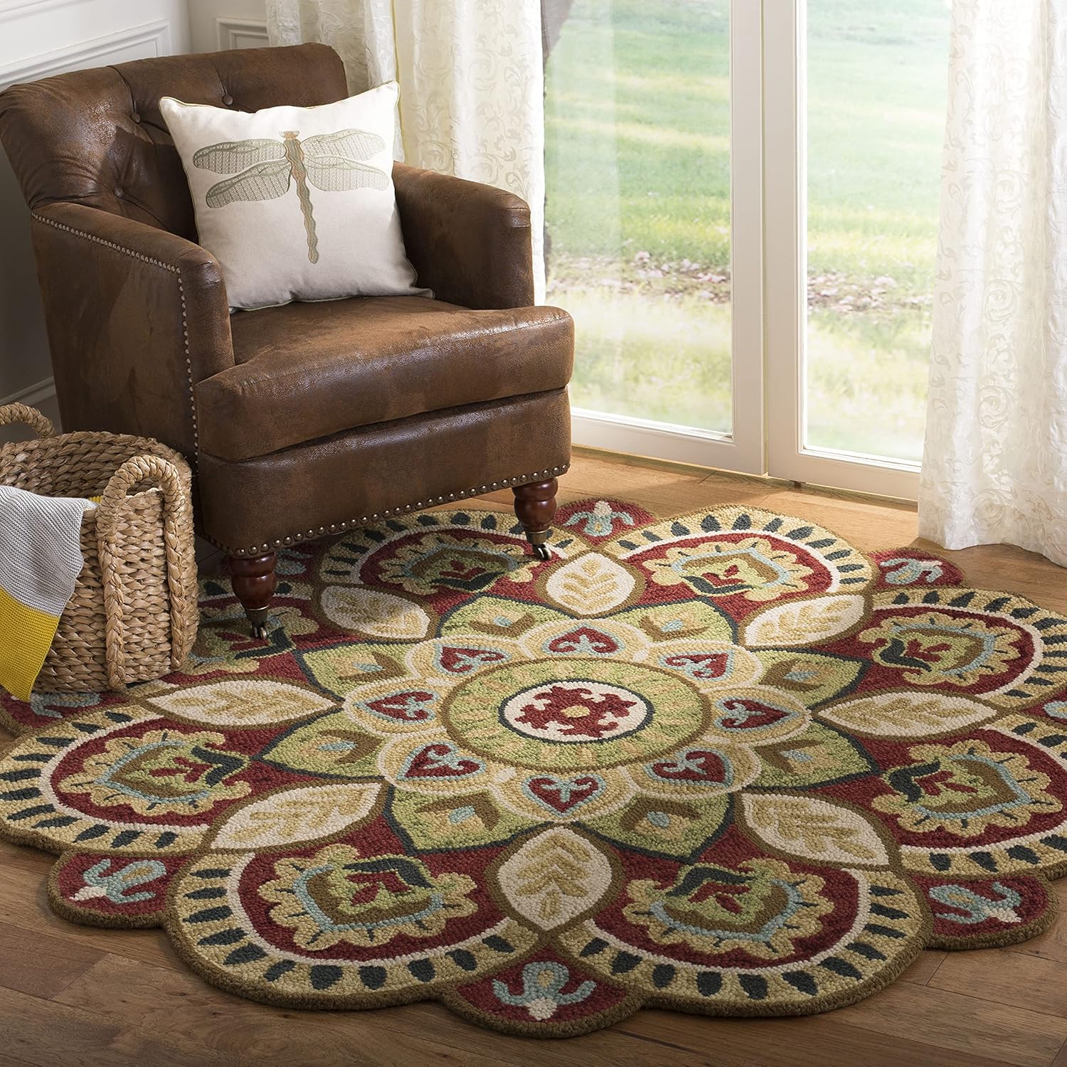 SAFAVIEH Novelty Collection 12ft Round Floral Area Rug Review
