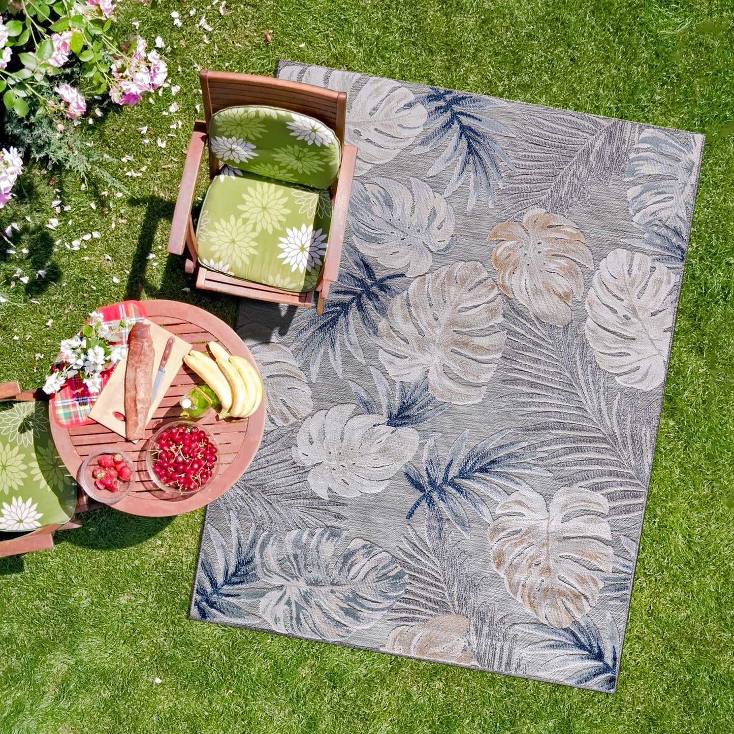 CAMILSON Indoor Outdoor Rug, Blue 4x6 Leaf Tropical Design