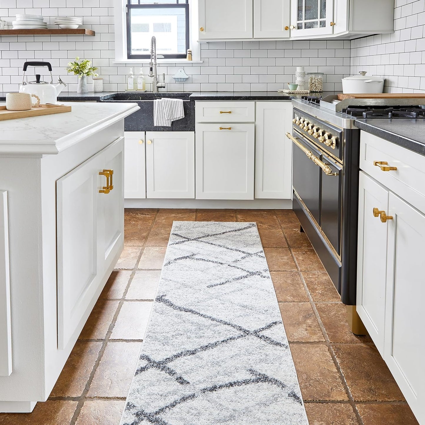 nuLOOM 2x9 Thigpen Contemporary Area Rug for Stylish Spaces