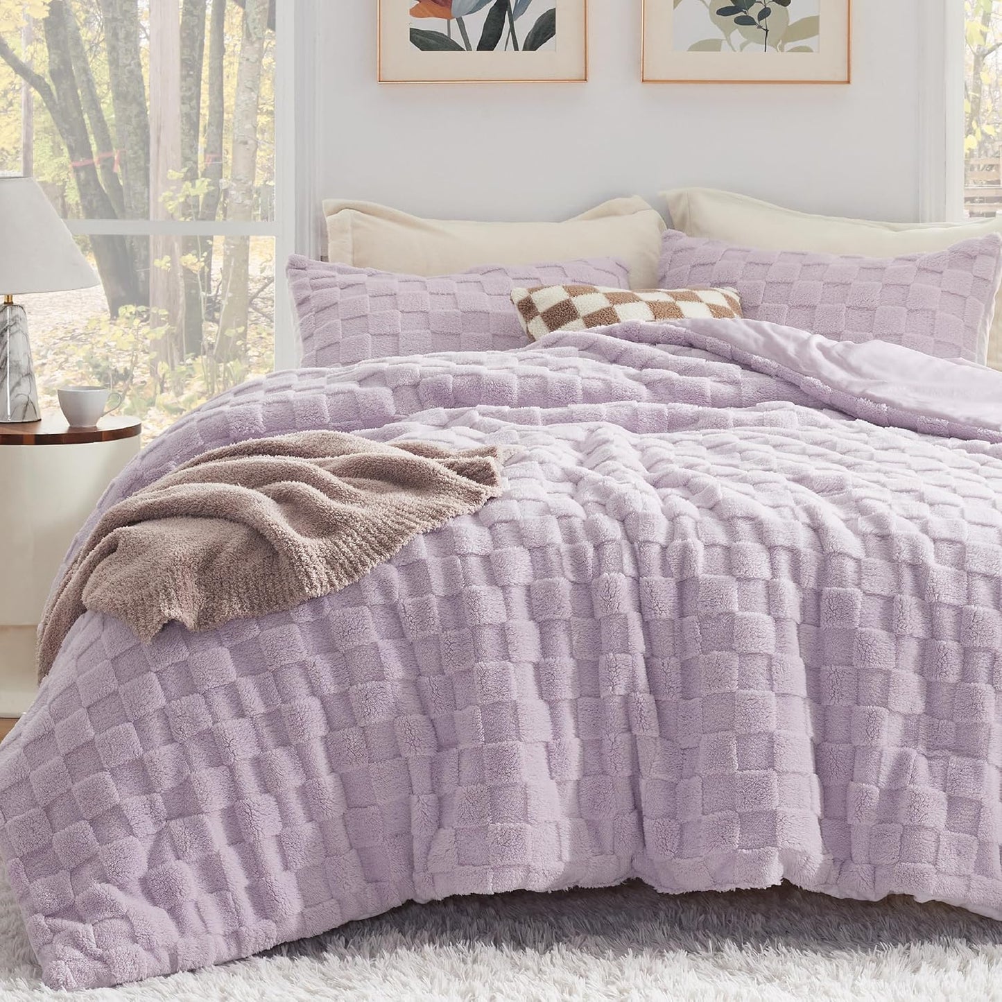 Queen Fluffy Comforter Set for Cozy Winter Nights in Light Purple