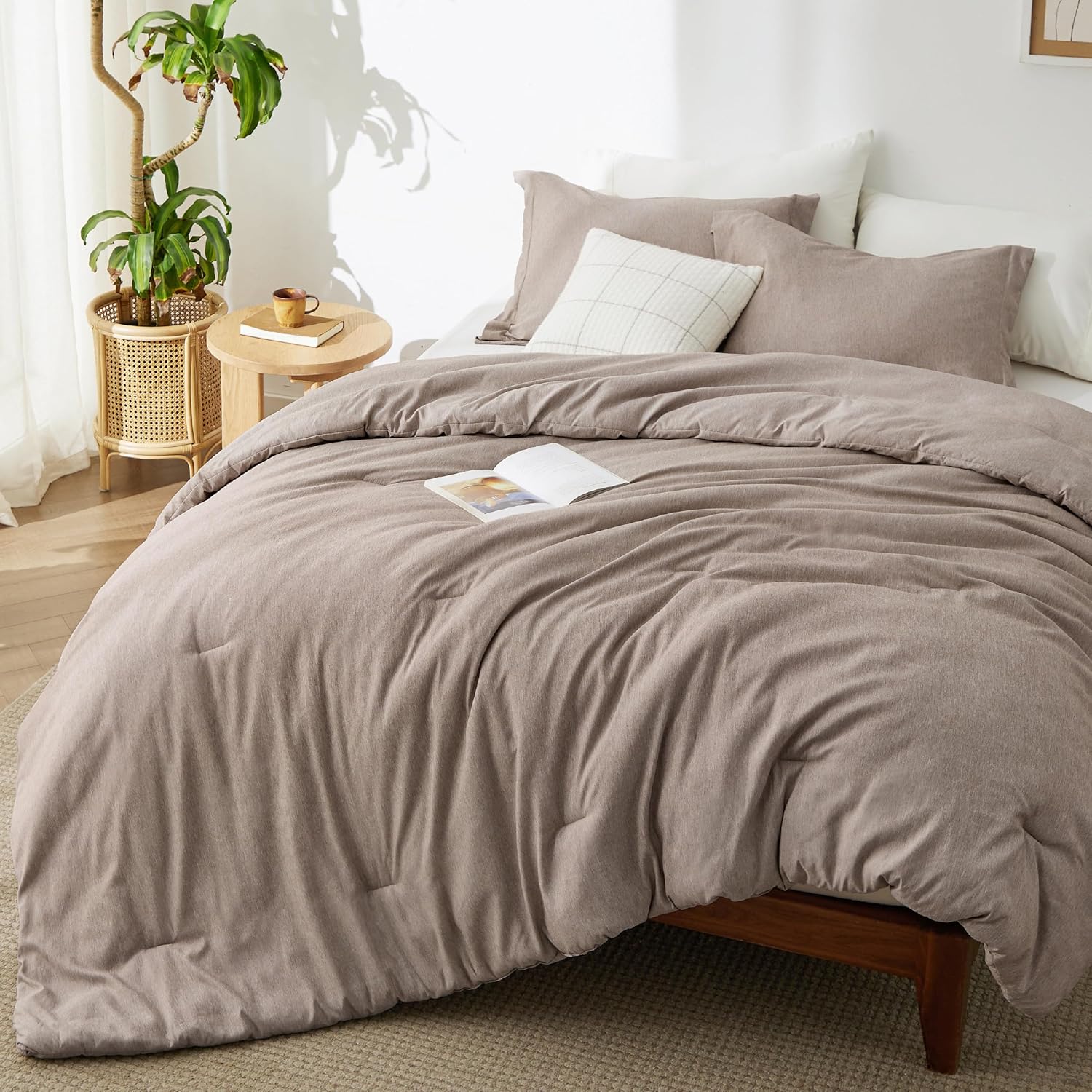 Bedsure Full Comforter Set - Khaki Soft Bedding for All Seasons