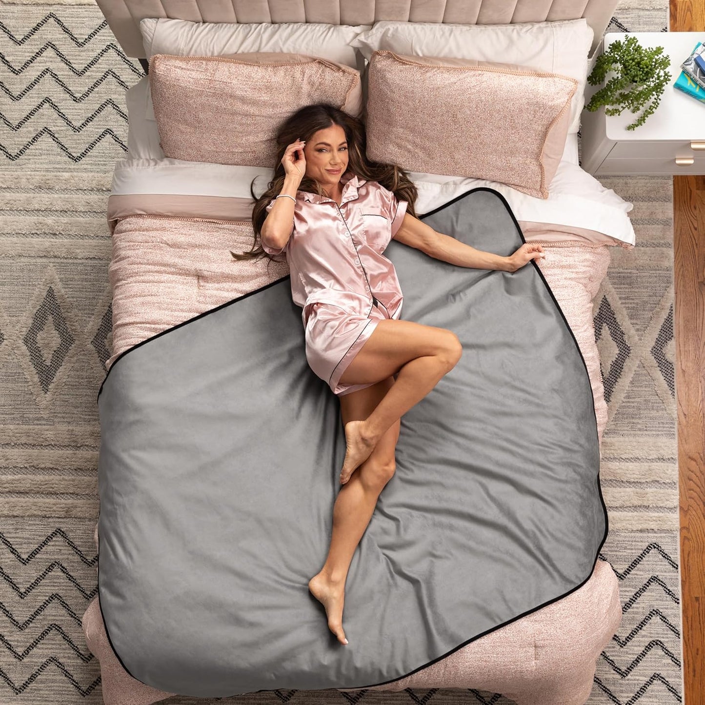 Avana Waterproof Throw Blanket - Perfect for Indoor and Outdoor Use