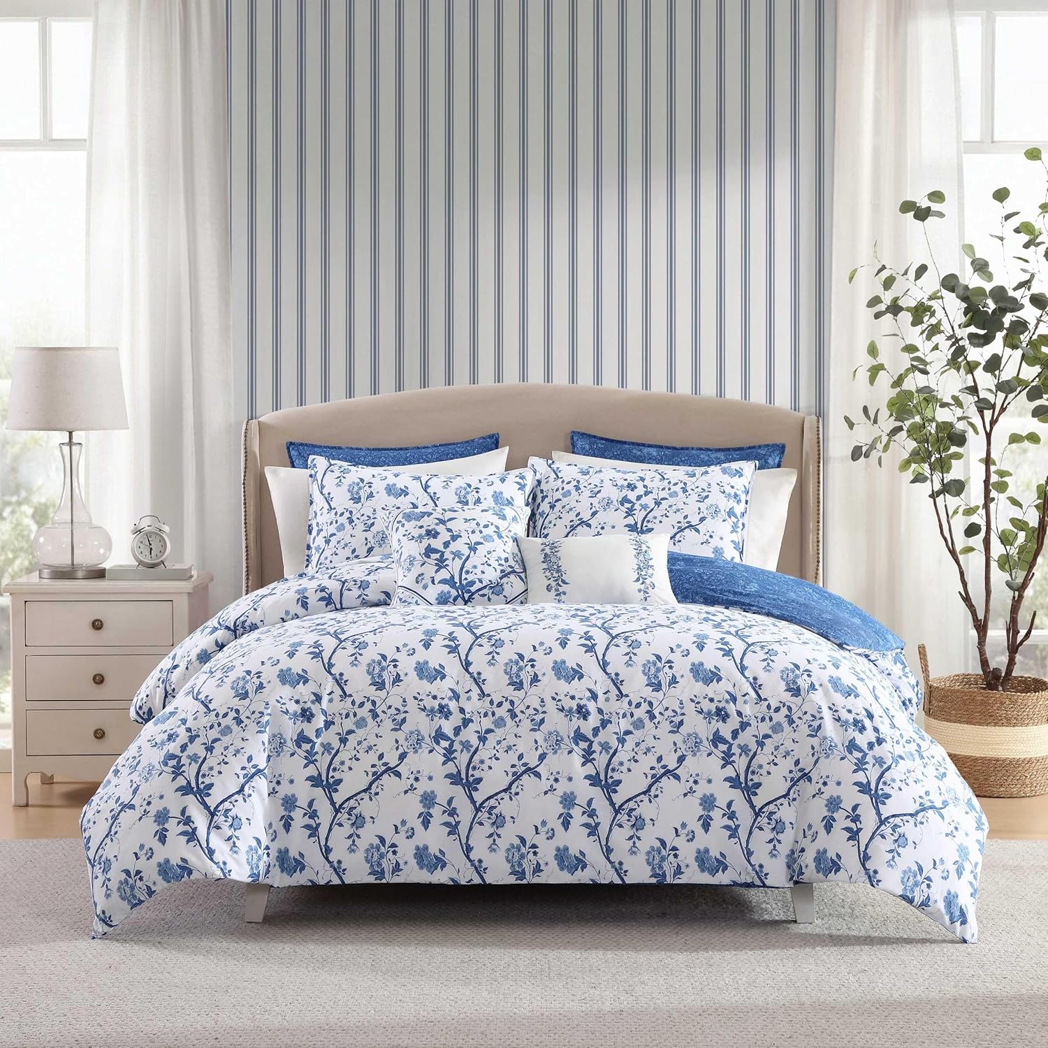 Laura Ashley Stone Cottage King Quilt Set for Elegant Bedding