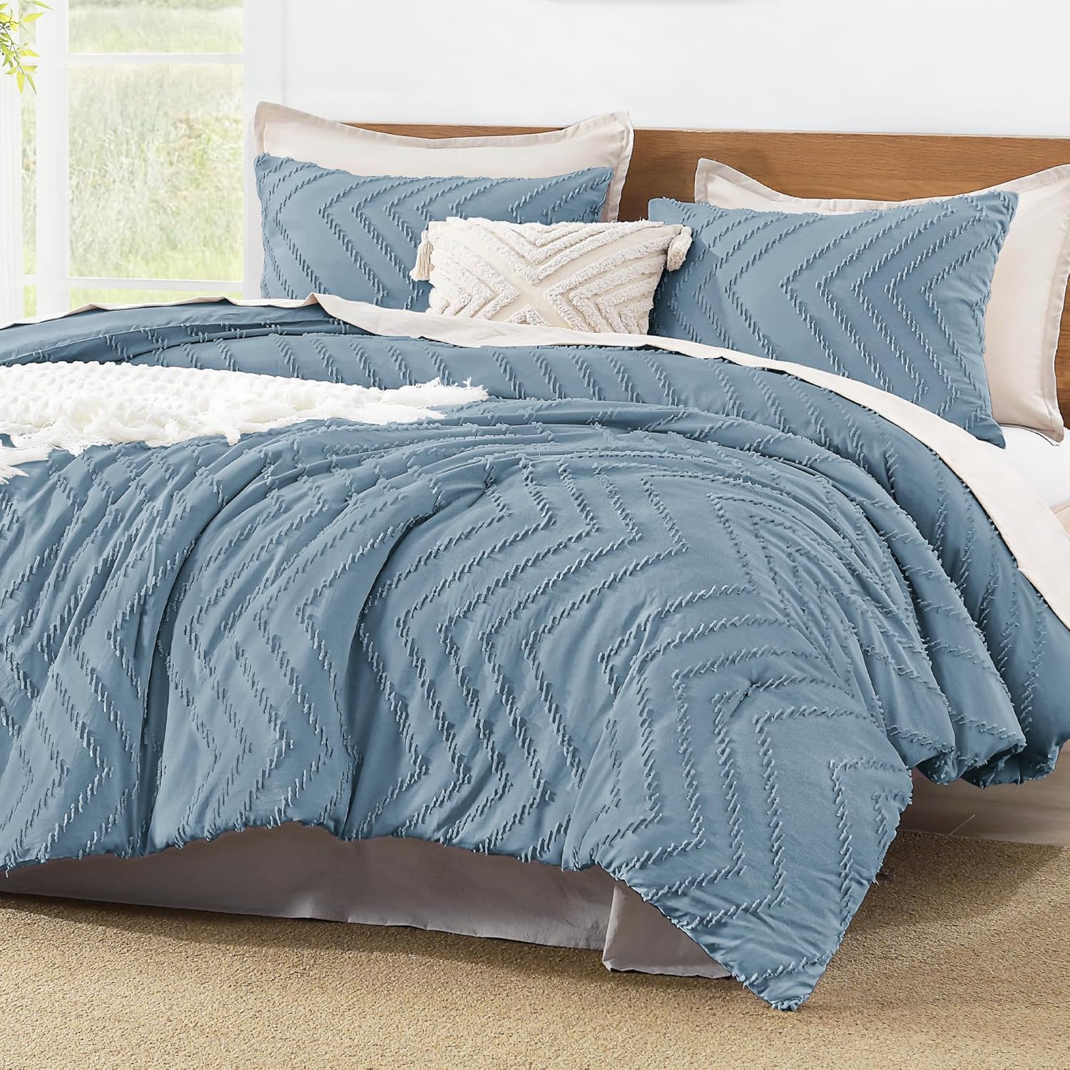 Litanika Oversized King Comforter Set for Cozy Modern Bedding