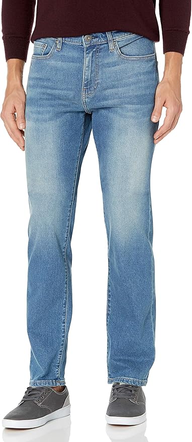 Men's Straight-Fit Jean for Comfort and Style in Any Occasion