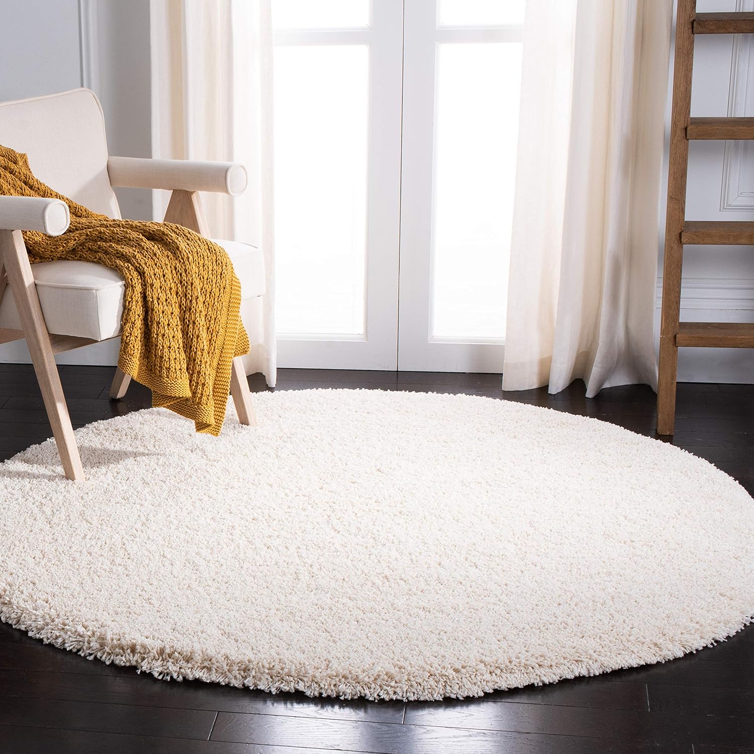 SAFAVIEH Milan Shag Collection 4ft Round Ivory Area Rug Review