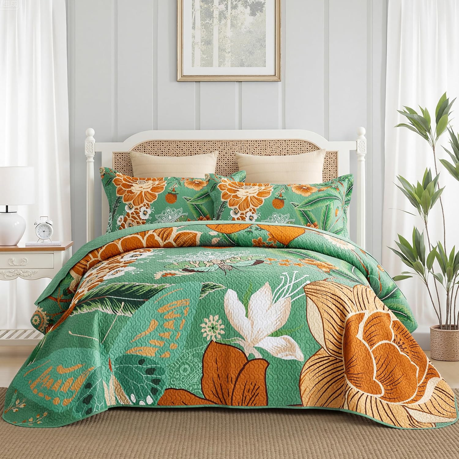 Boho Floral Full/Queen Quilt Set with Shams for All Seasons