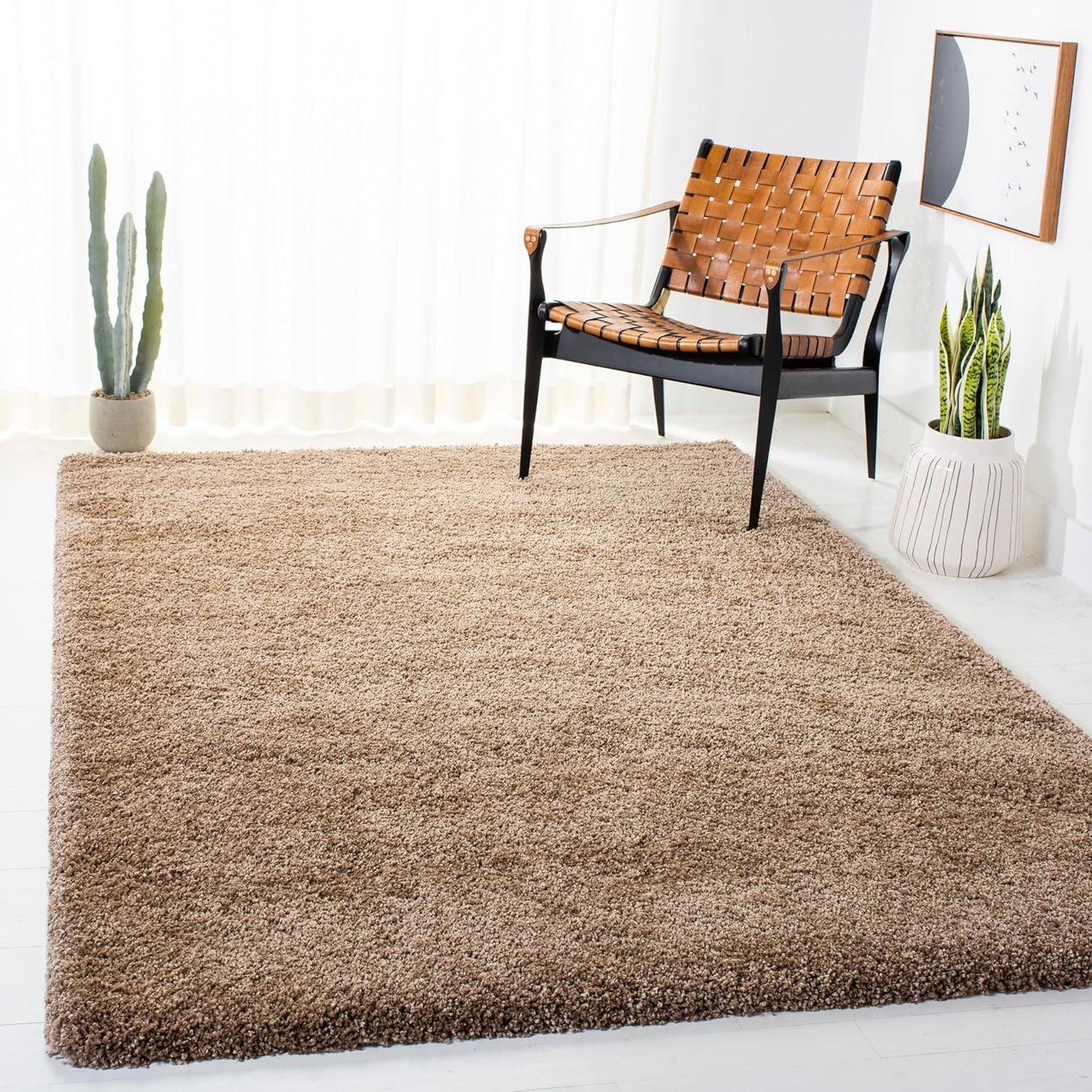 SAFAVIEH Milan Shag Collection Accent Rug - Cozy & Durable Design