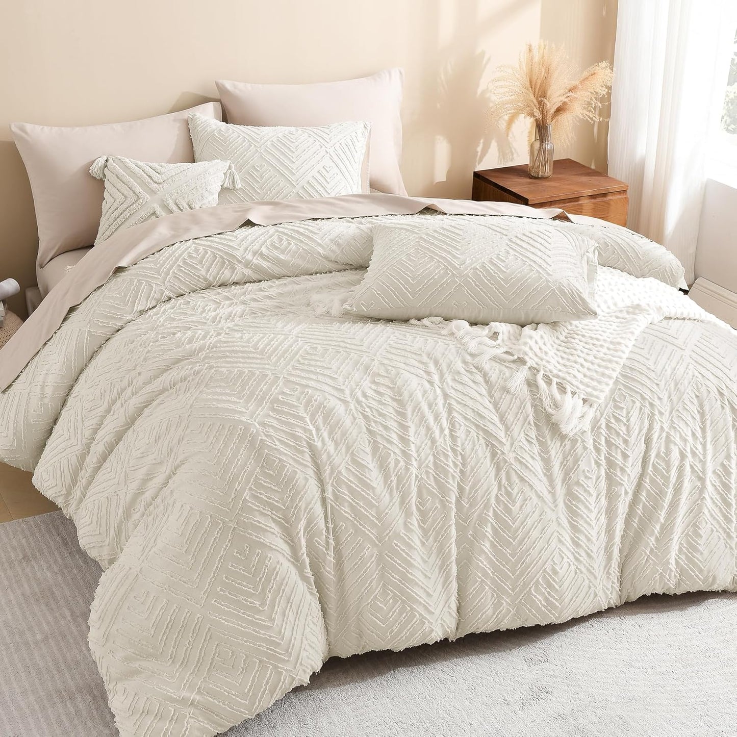 Litanika Queen Comforter Set Beige for Cozy Boho Farmhouse Style