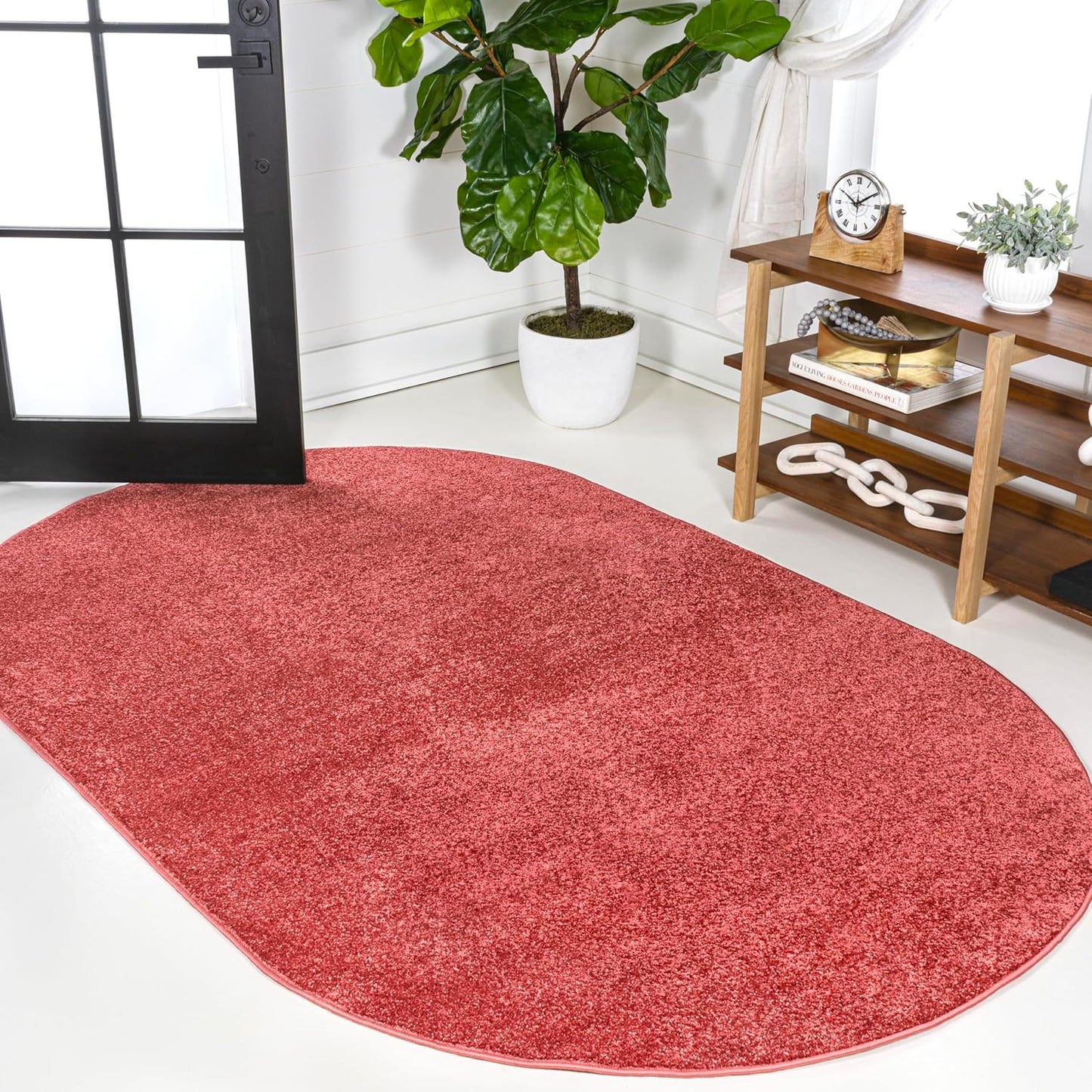 JONATHAN Y Haze Solid Low-Pile Red 6x9 Oval Indoor Area Rug