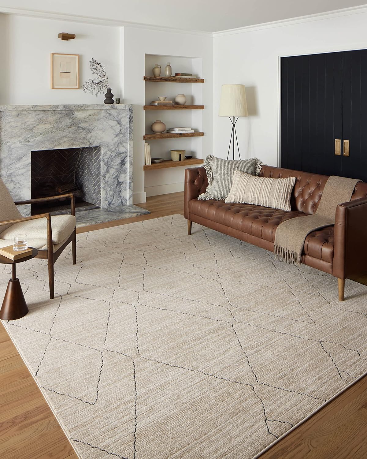 Darby Collection Runner Rug: Stylish Sand/Charcoal Design