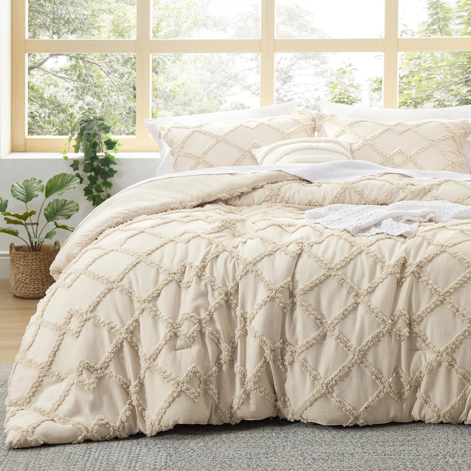 Boho Comforter Set Queen - Soft Fluffy Geometric Bedding