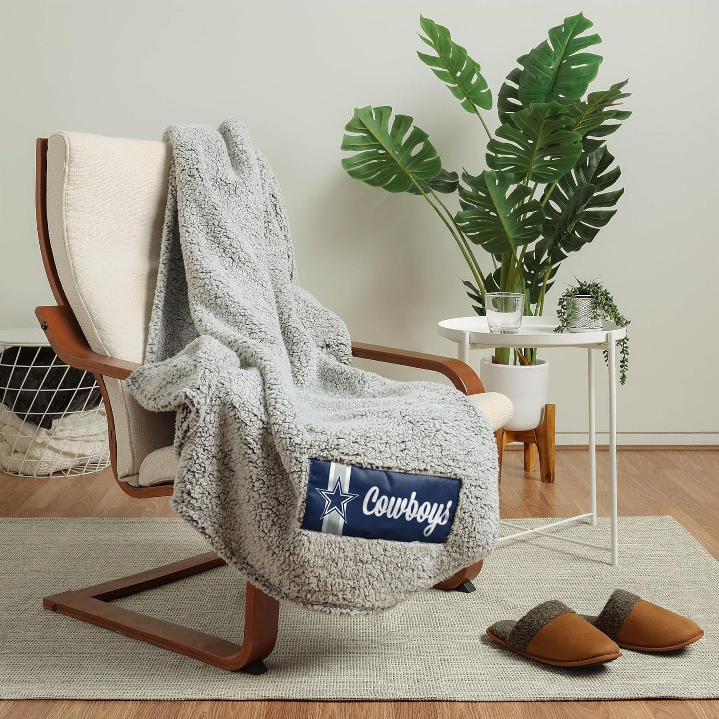 FOCO NFL Team Color Big Logo Cloud Sherpa Blanket for Fans