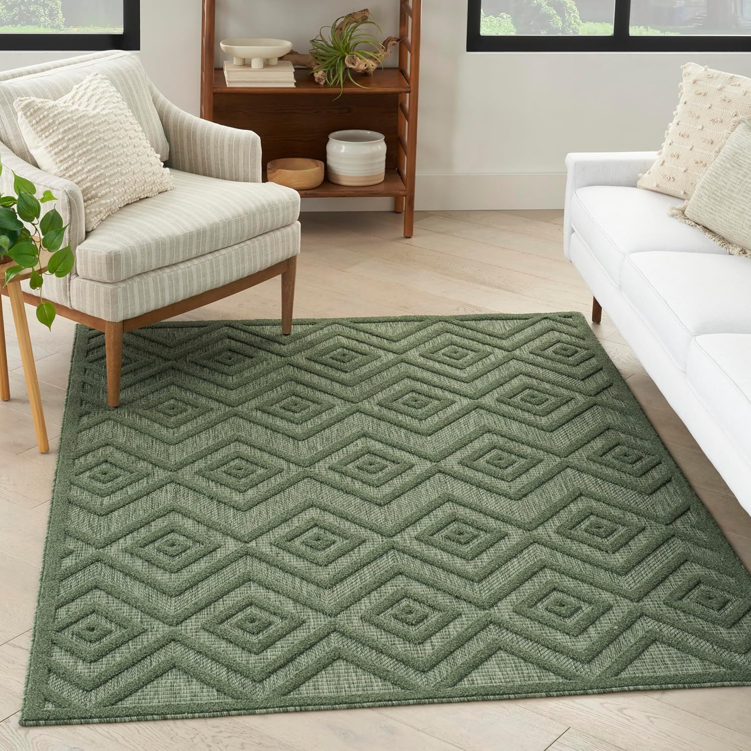 Nourison Home Versatile Indoor/Outdoor Green 4ft x 6ft Area Rug