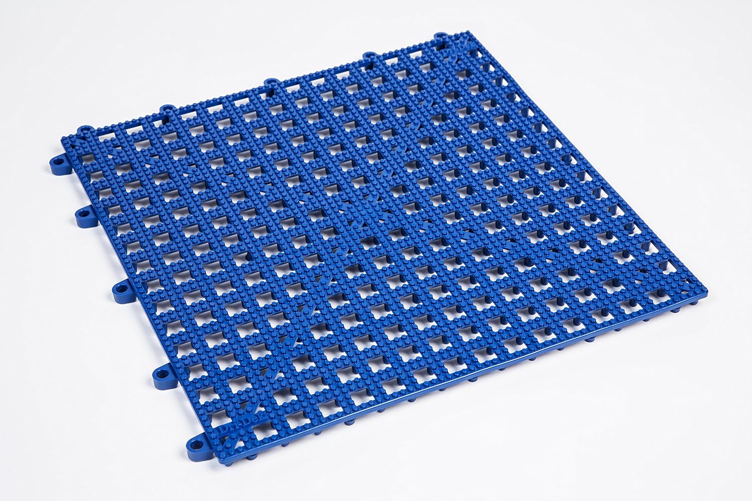 Dri-Dek Marine Surface Interlocking Tiles for Boat Storage